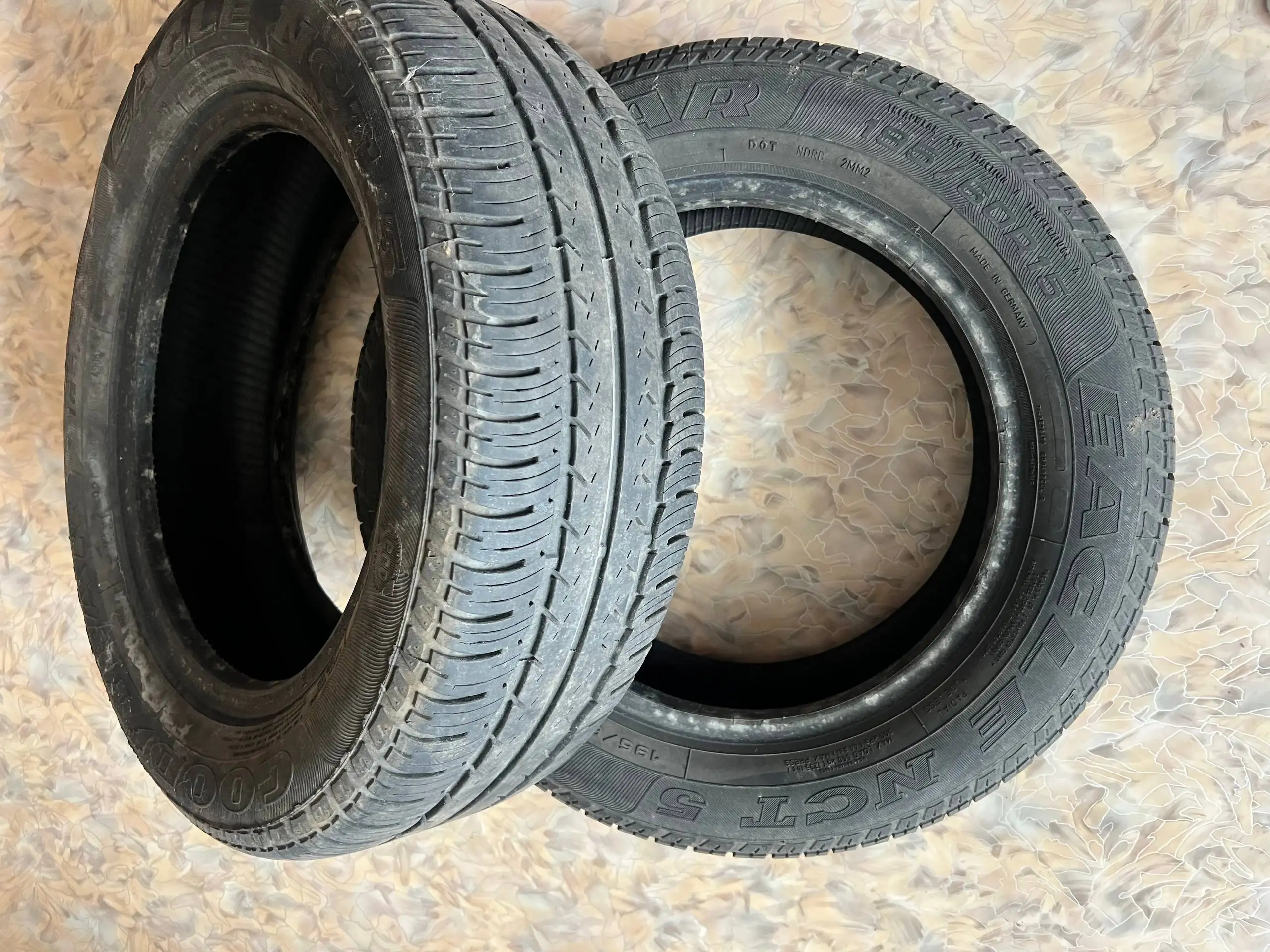 Продам летнюю резину Goodyear 195/60 R15 - Шины (Авто) в Хабаровск