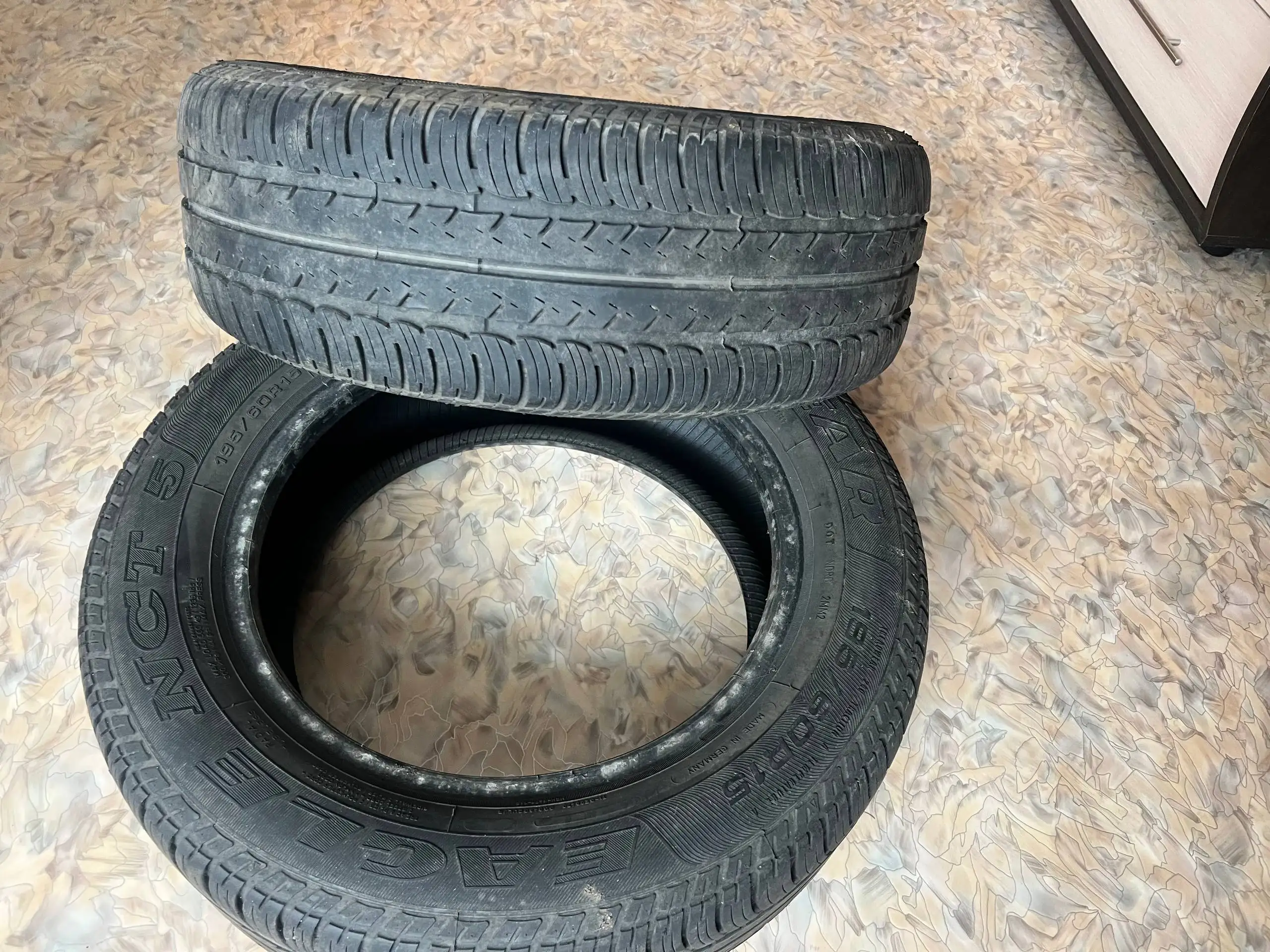 Продам летнюю резину Goodyear 195/60 R15 - Шины (Авто) в Хабаровск