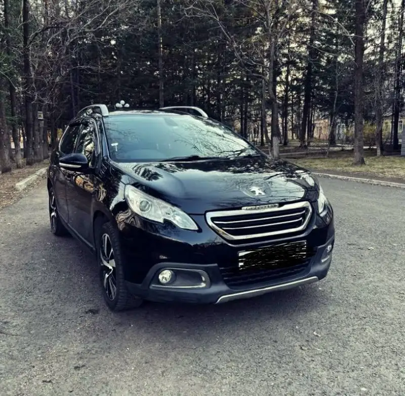 Peugeot 2008 2015 года - Кроссоверы (Авто) в Хабаровск