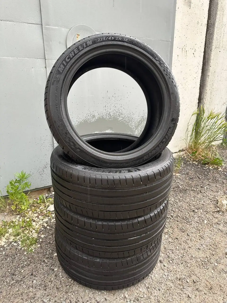 Michelin Pilot Sport 5 225/45 R18 2023 - Шины и диски (Авто) в Хабаровск