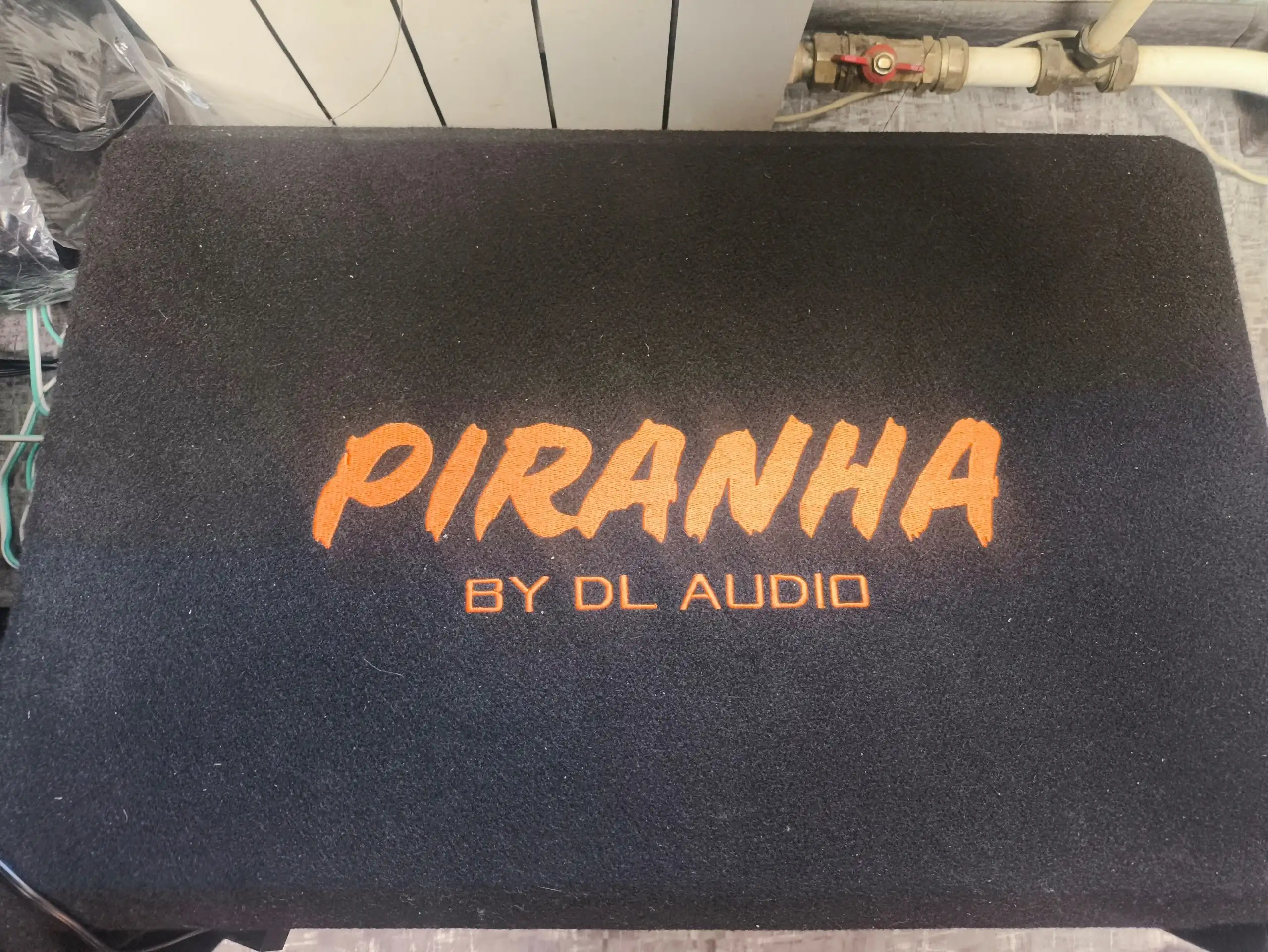 Продам активный сабвуфер Piranha 12A Black 2.1 V.2 - Автозвук (Авто) в Хабаровск