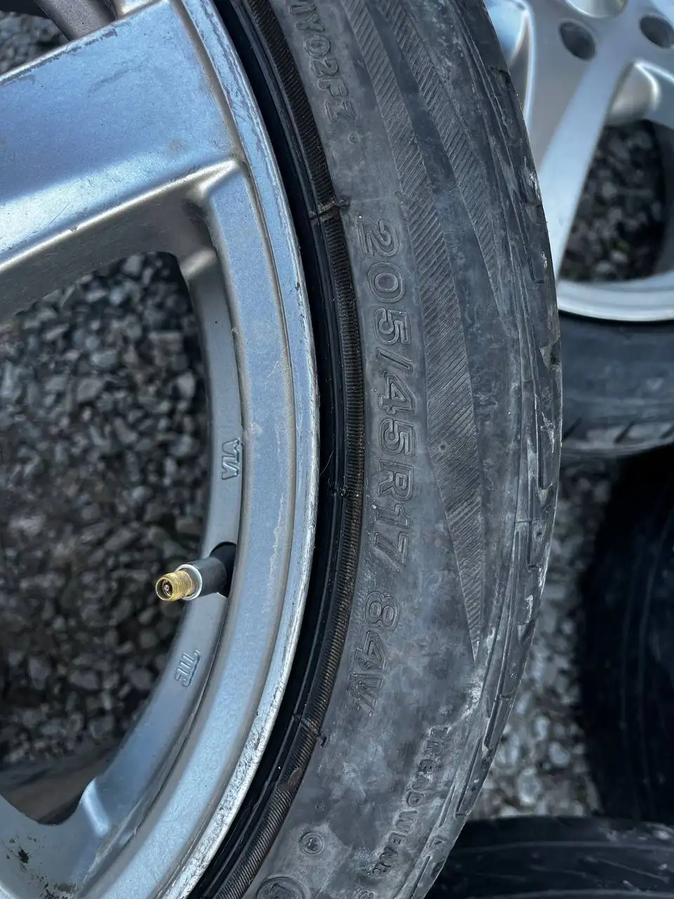 Продам колеса 5x114.3 205/45 R17 - Шины и диски (Запчасти) в Хабаровск