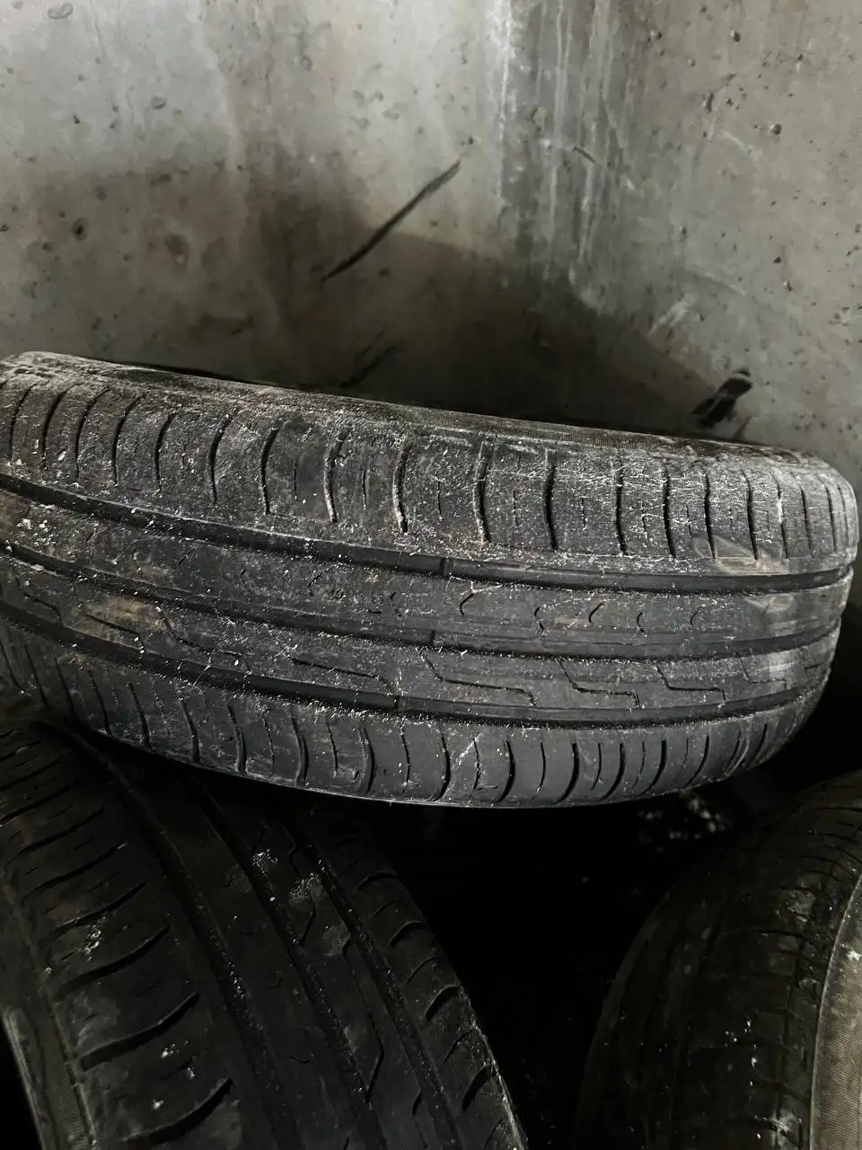 Продажа шин ассорти 8 шт - Шины и диски (Авто) в Хабаровск