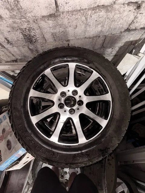 Продам литье с резиной 195/65R15 - Авто в Хабаровск