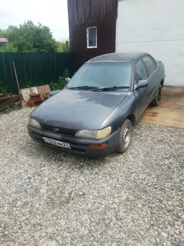 Toyota Corolla 100, 5A, МКПП, передний привод - Легковые автомобили в Хабаровск
