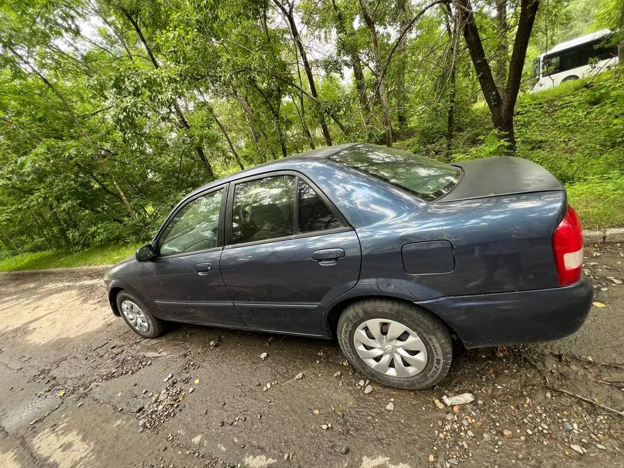 Mazda Familia 2001г., 1.5л, передний привод - Легковые автомобили (Авто) в Хабаровск