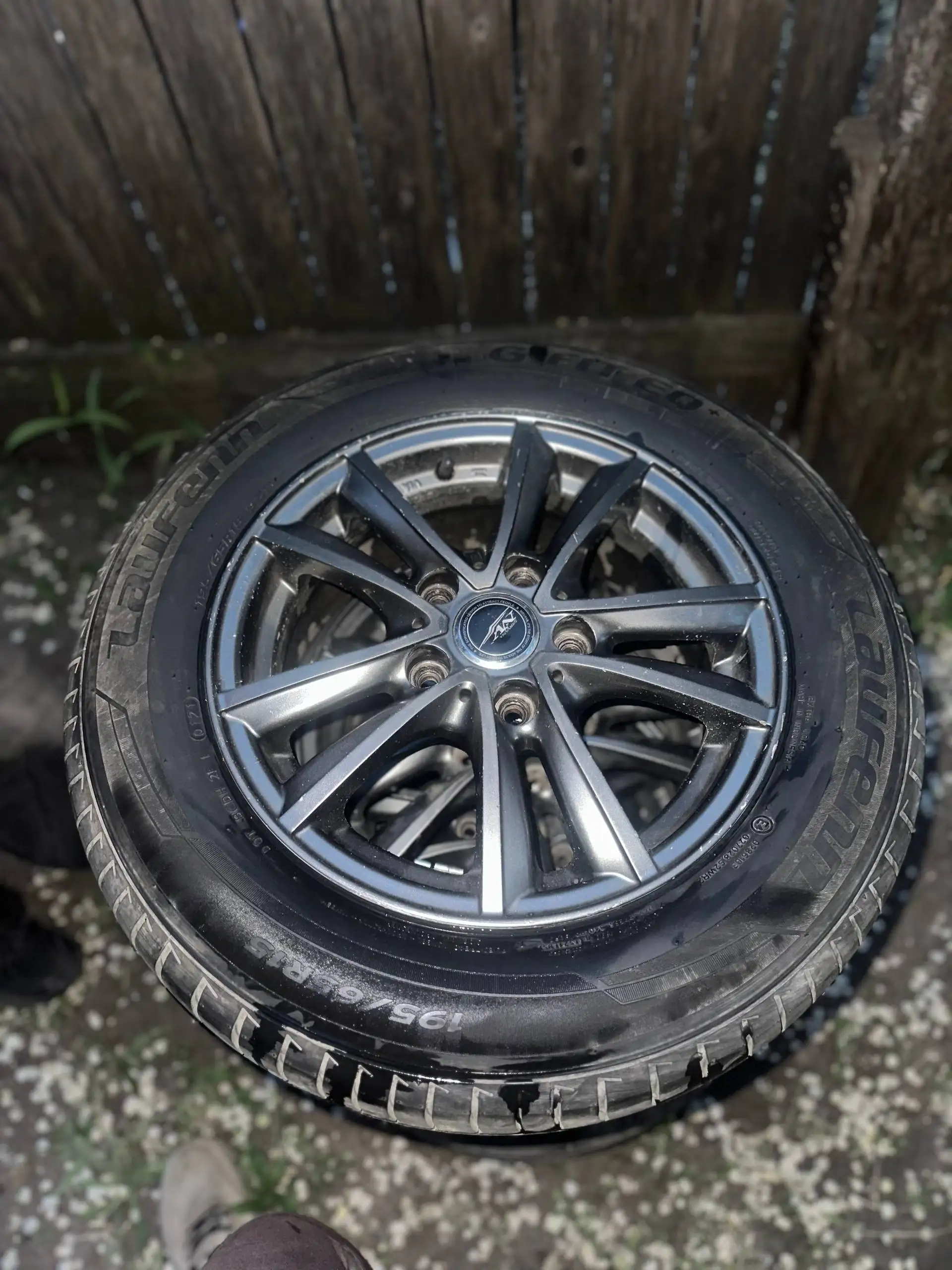 Продам литье 15 5/100 - Шины и диски (Авто) в Хабаровск