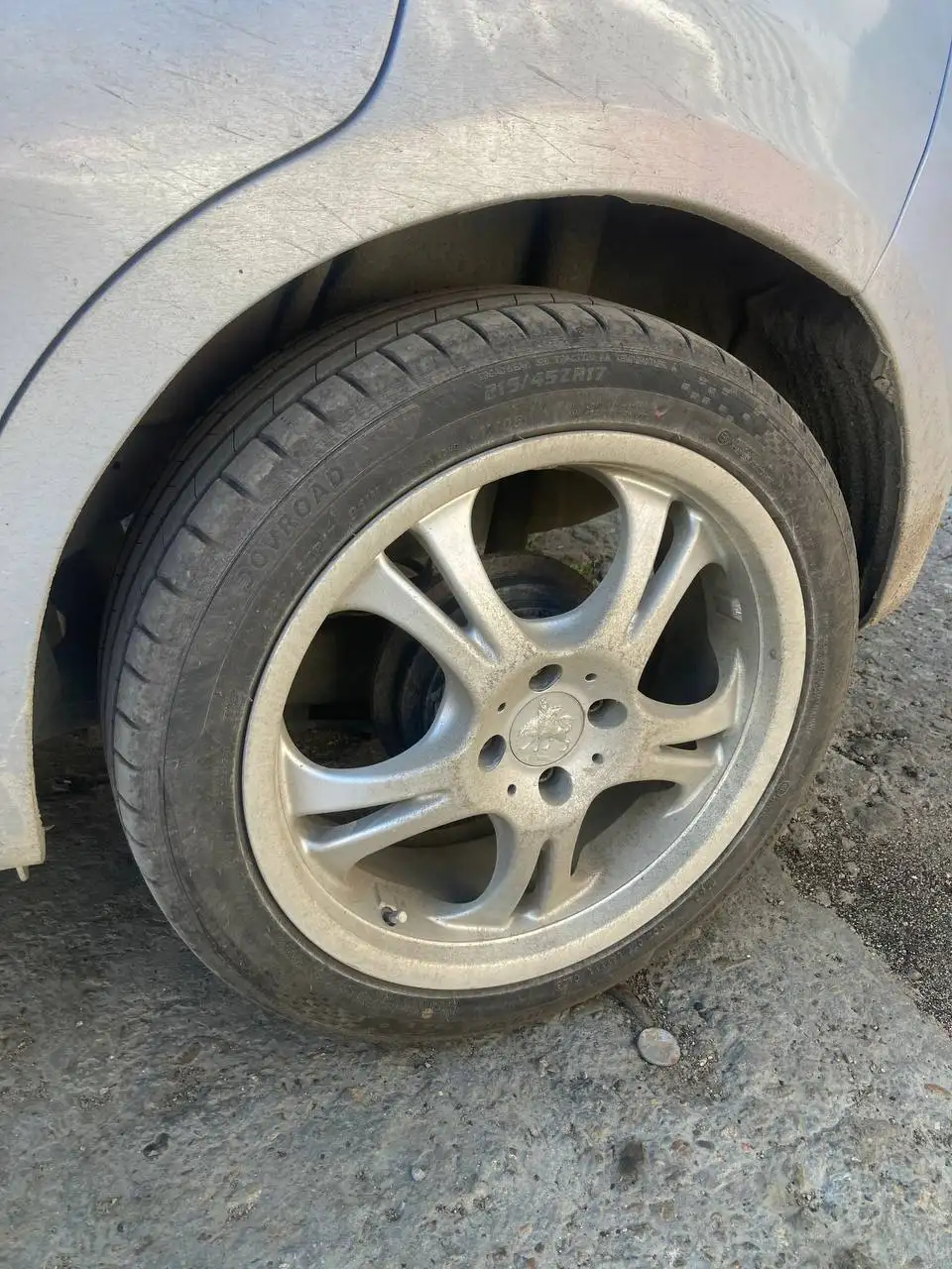Продам колеса 215/45 R17 5x100 - Шины и диски (Авто) в Хабаровск