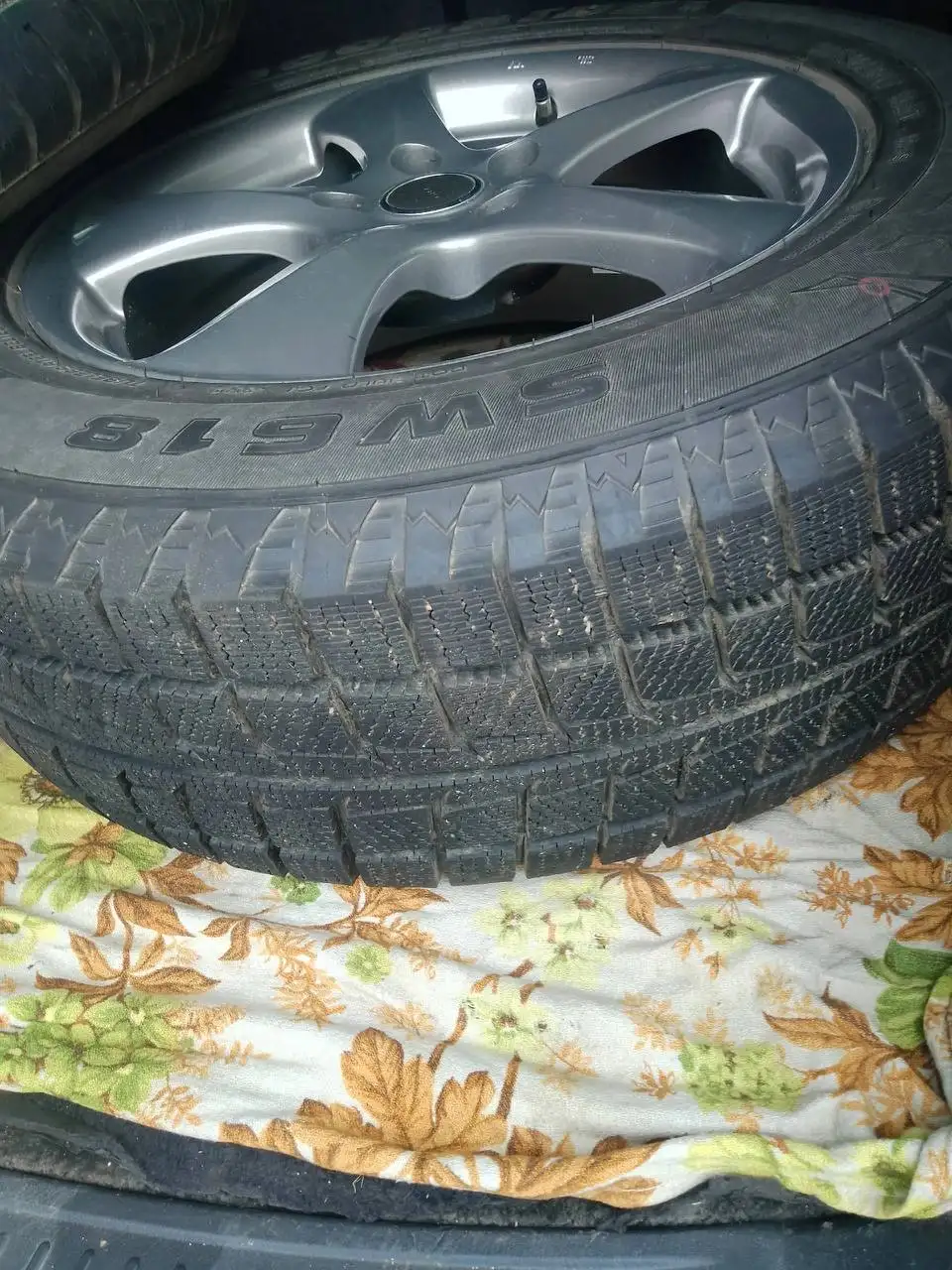 Продам диски Bridgestone Toprun 5x114,3 с резиной - Шины и диски (Авто) в Биробиджан