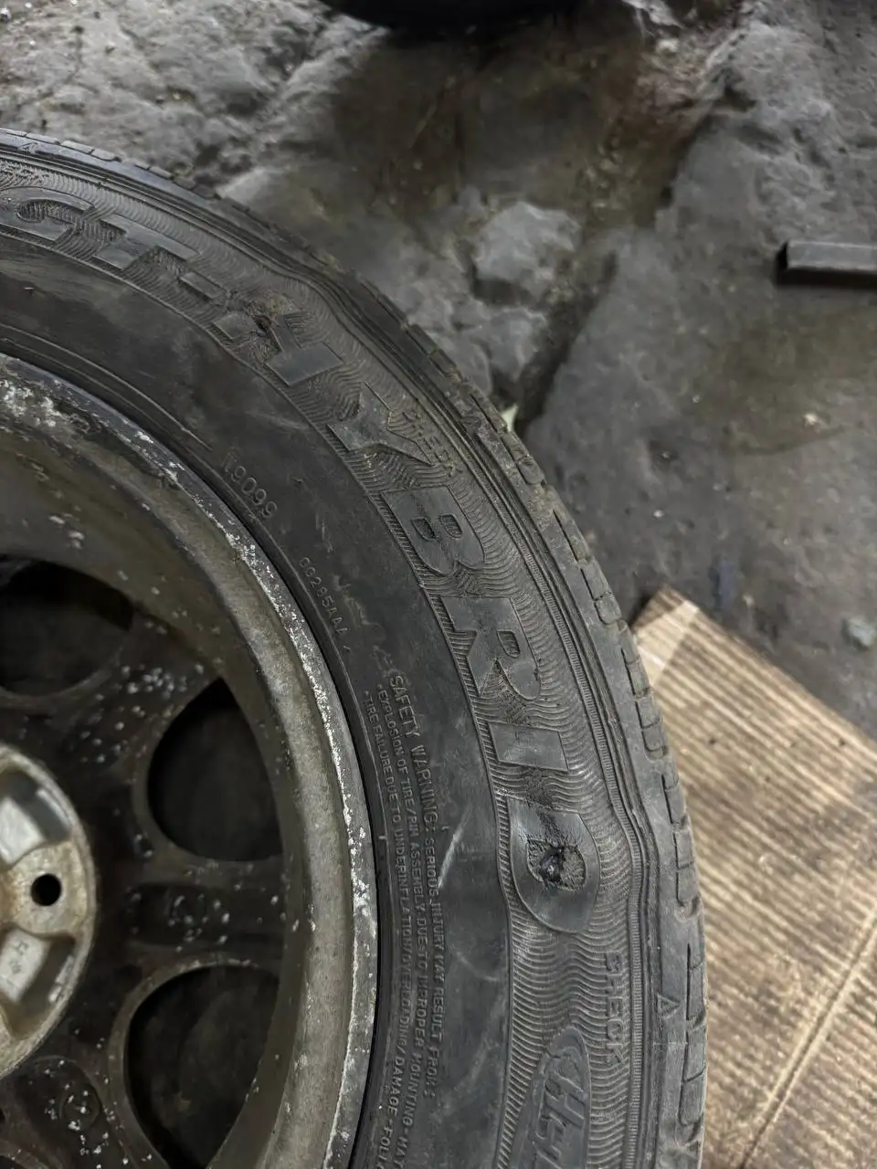 Продам комплект колес R15 5x114.3 - Колеса и шины (Авто) в Хабаровск