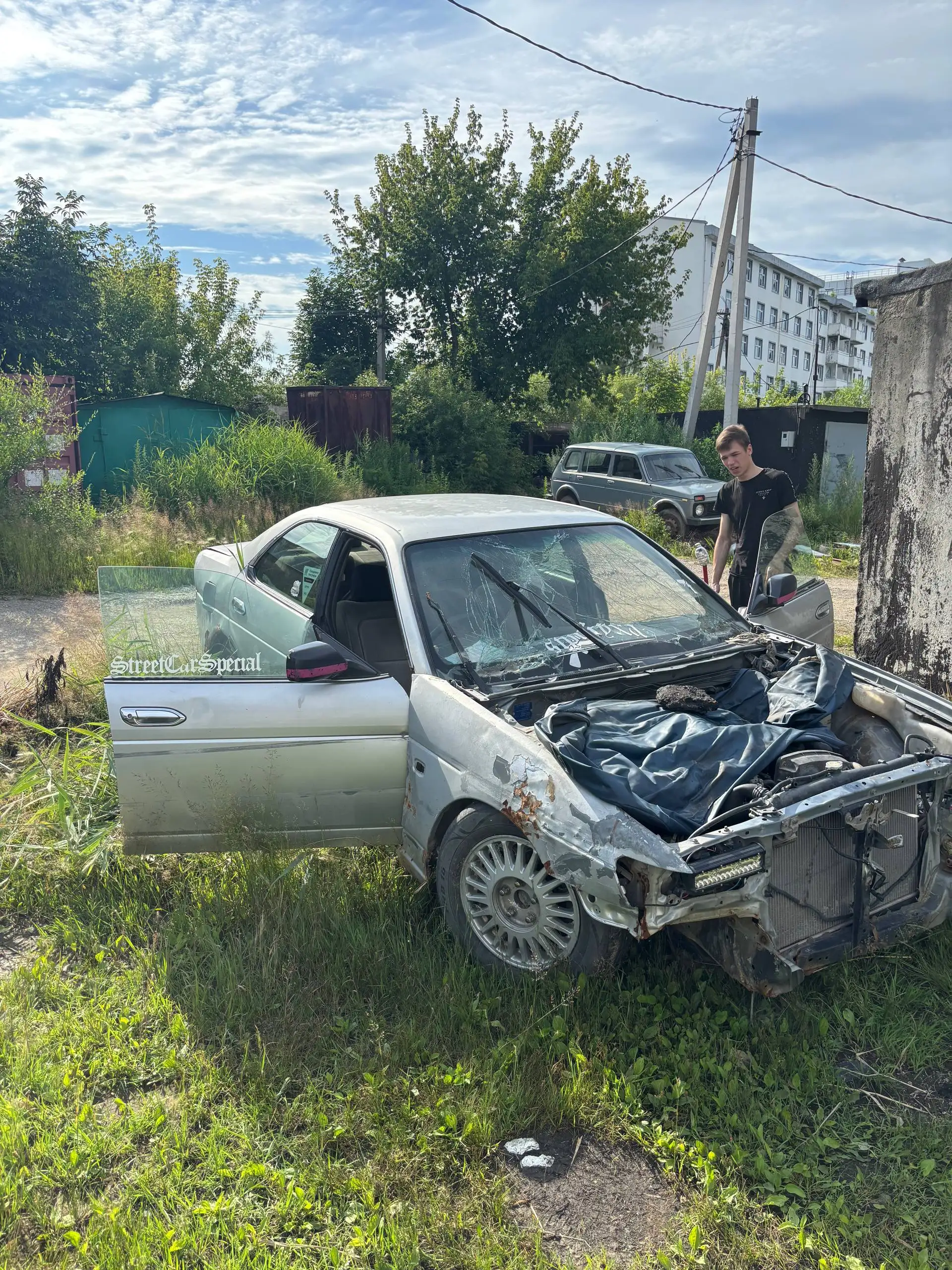 Запчасти от машины Лаурель 35 в разбор - Запчасти для автомобилей (Авто) в Хабаровск