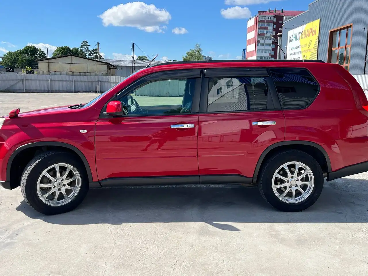 Nissan X-Trail 2012, 4WD, правый руль - Легковые автомобили (Авто) в Хабаровск