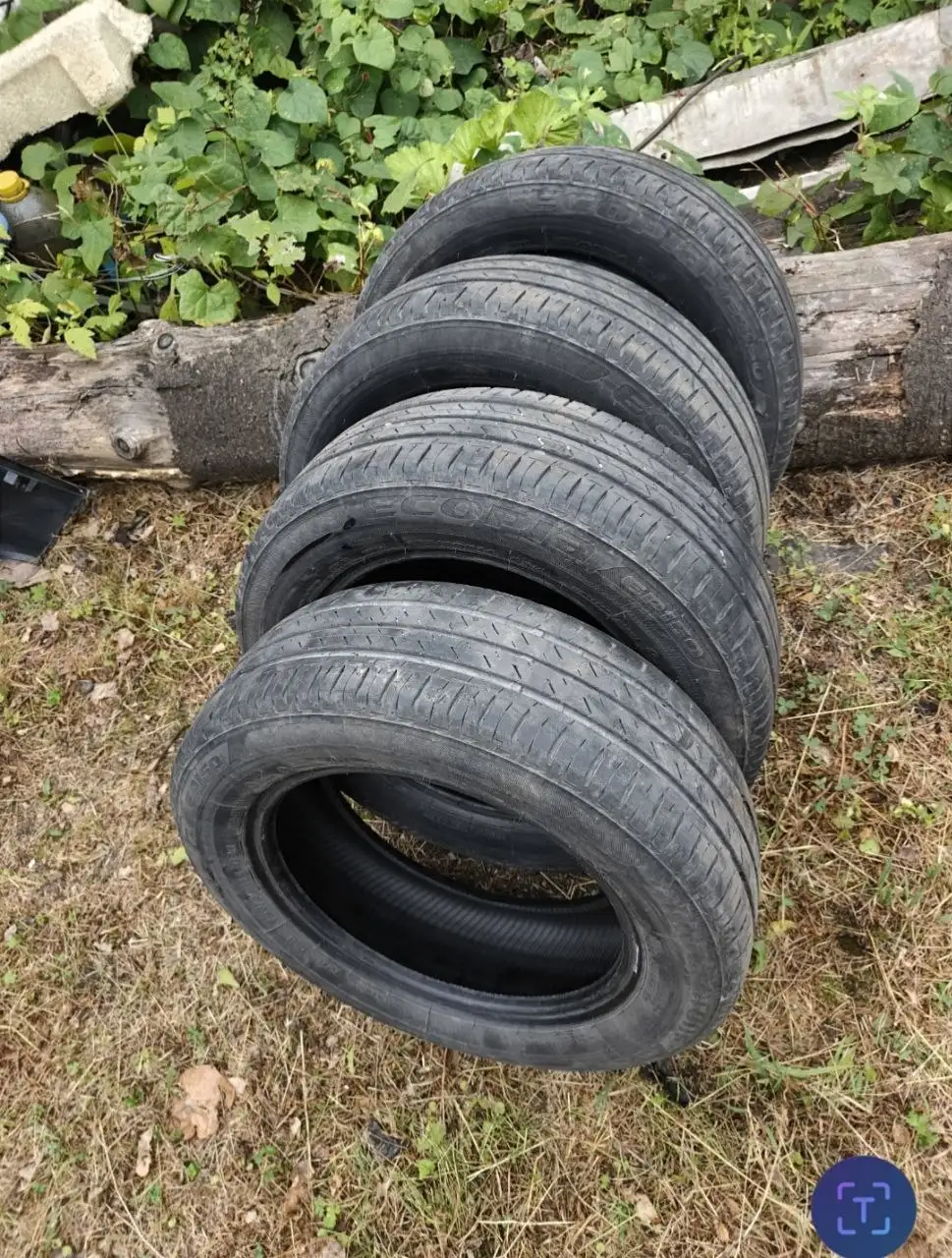 Продам летнюю резину Bridgestone R14 - Шины и диски (Запчасти) в Хабаровск
