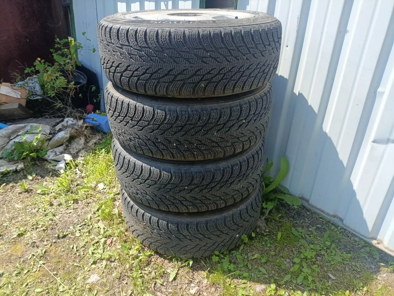 Продам диски R15 185/60 5x100/5x114.3 с всесезонной резиной - Диски (Авто) в Хабаровск