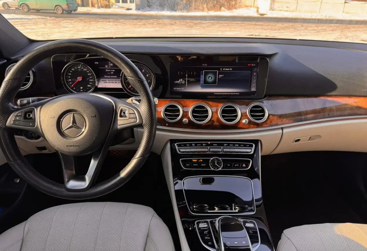 Продажа Mercedes-Benz E-Class 2017 4MATIC - Легковые автомобили (Авто) в Казань
