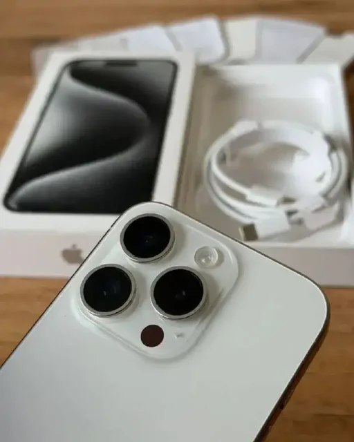 iPhone 15 Pro 256ГБ с SIM и e-SIM - Электронные книги в Казань