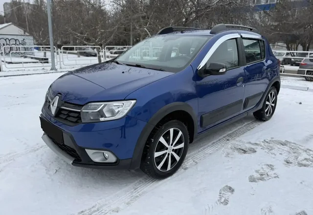 Renault Sandero StepWay 2020 1.0 бензин - Легковые автомобили в Казань