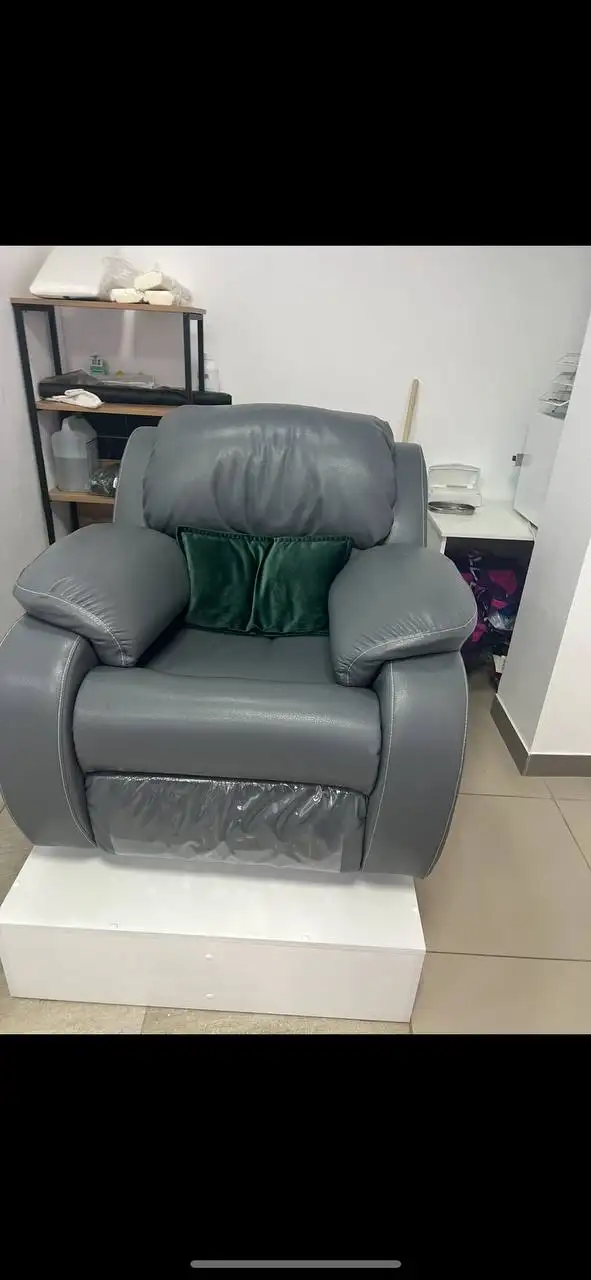 Продам кресло рекланер в отличном состоянии - Барахолка в Казань