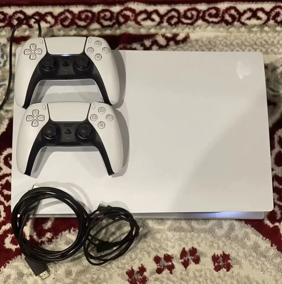 Продажа PlayStation 5 с дисководом, играми и аксессуарами - Игры и консоли (Хобби и отдых) в Казань