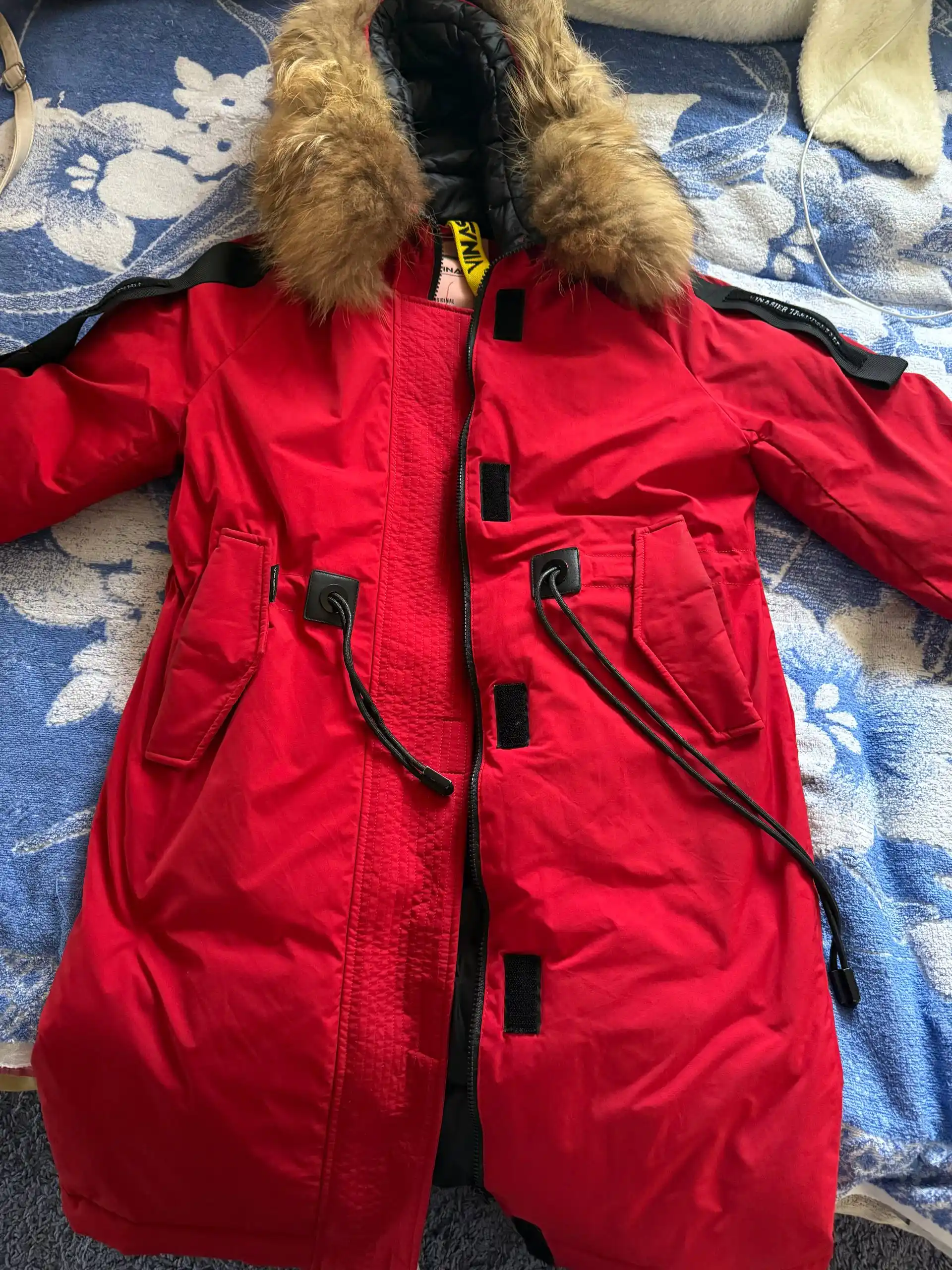 Продам зимние куртки - Одежда в Чебоксары