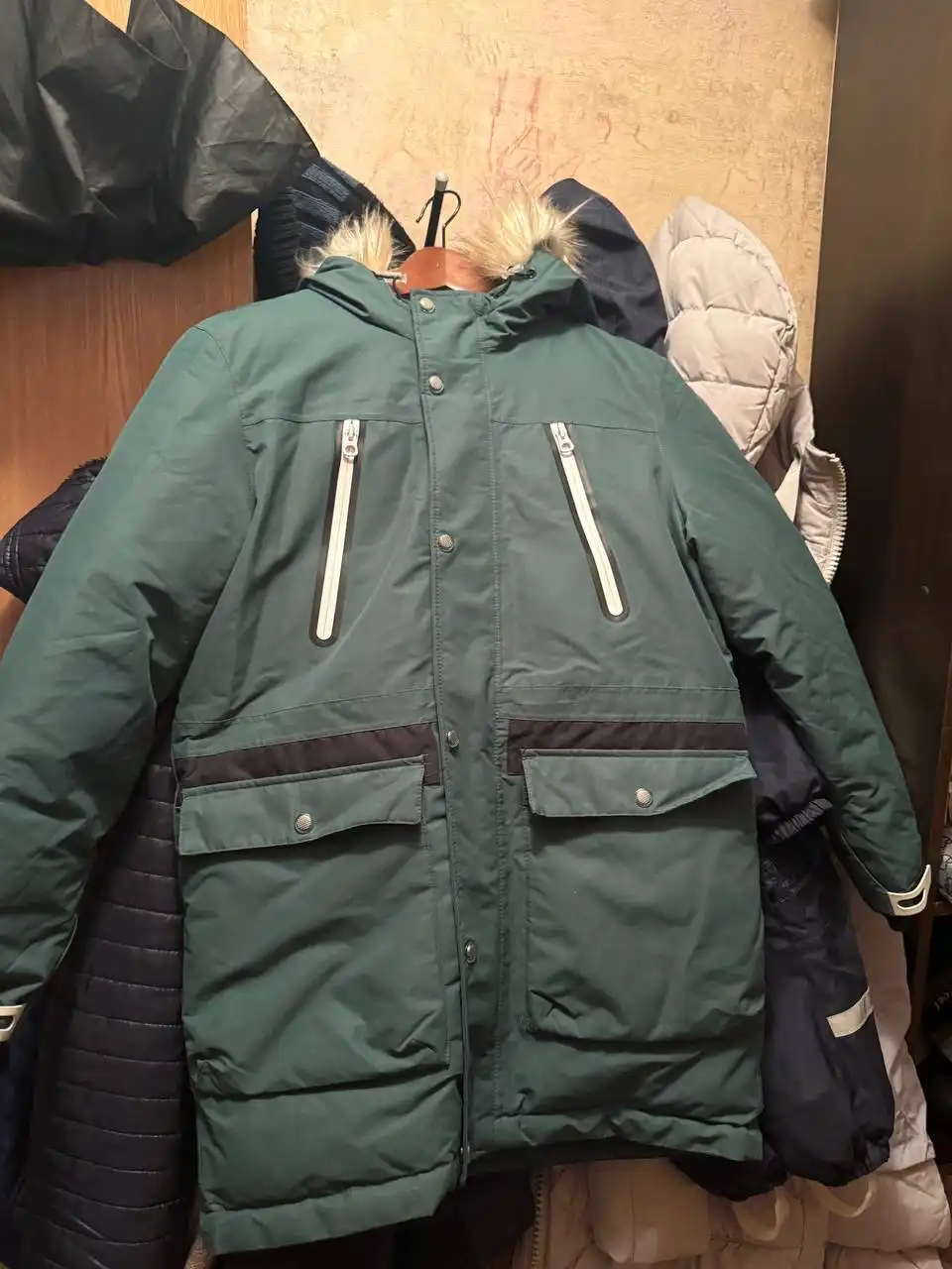 Зимняя куртка на мальчика