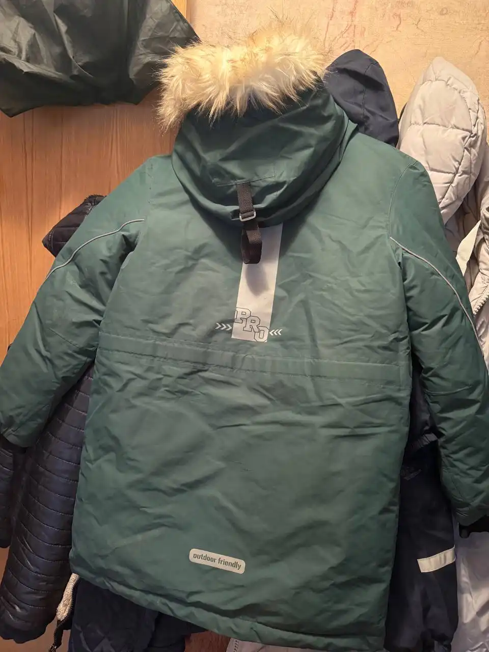 Зимняя куртка на мальчика