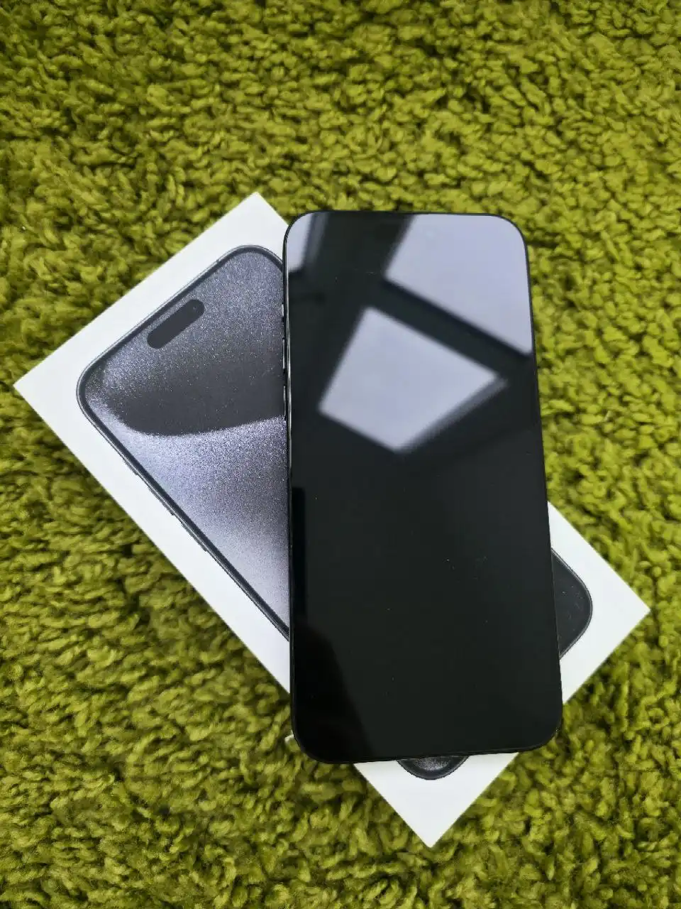 Продаю IPhone 15 pro max (256)