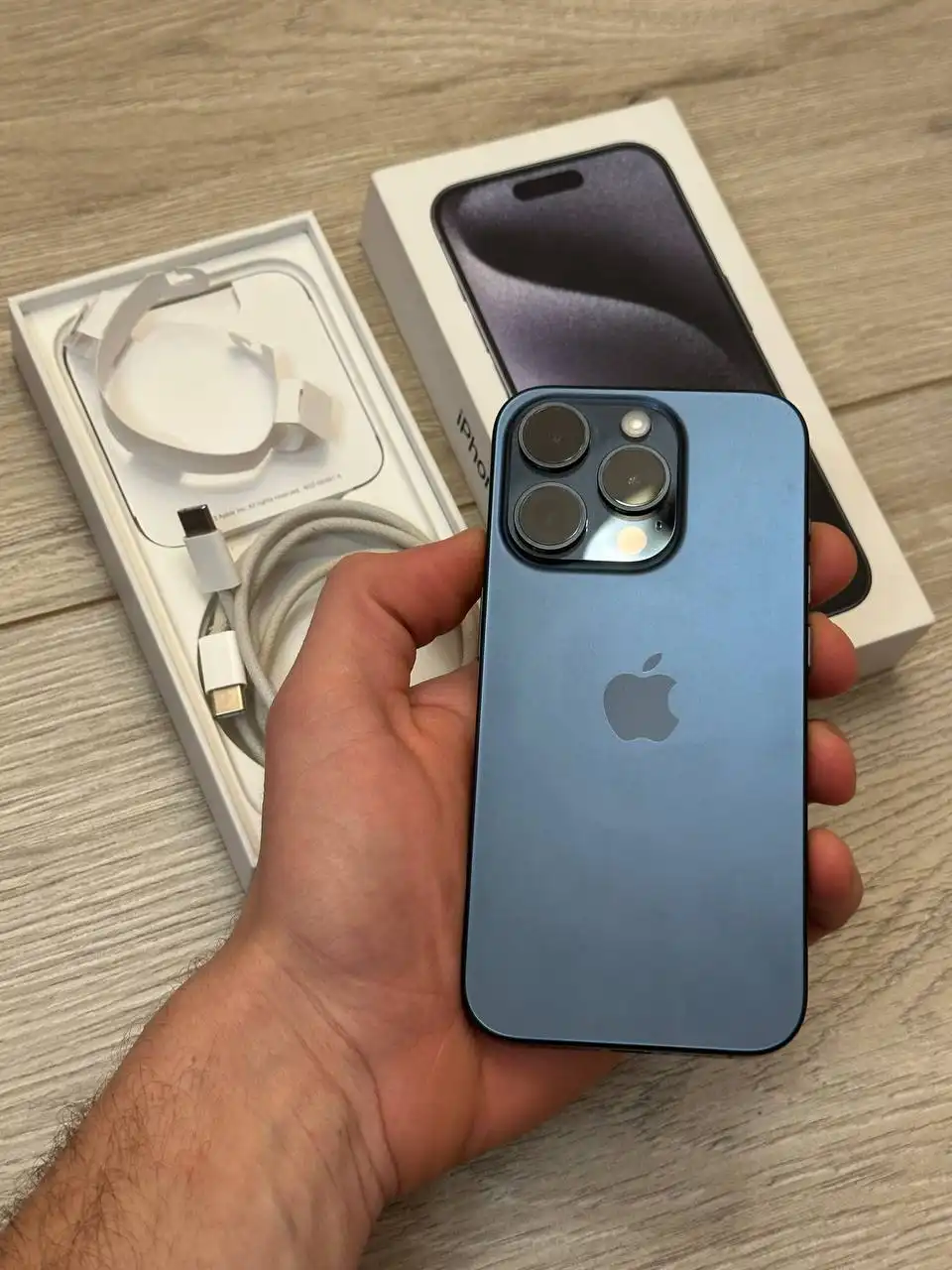 Продажа iPhone 15 Pro и 14 Pro Max в Чебоксарах