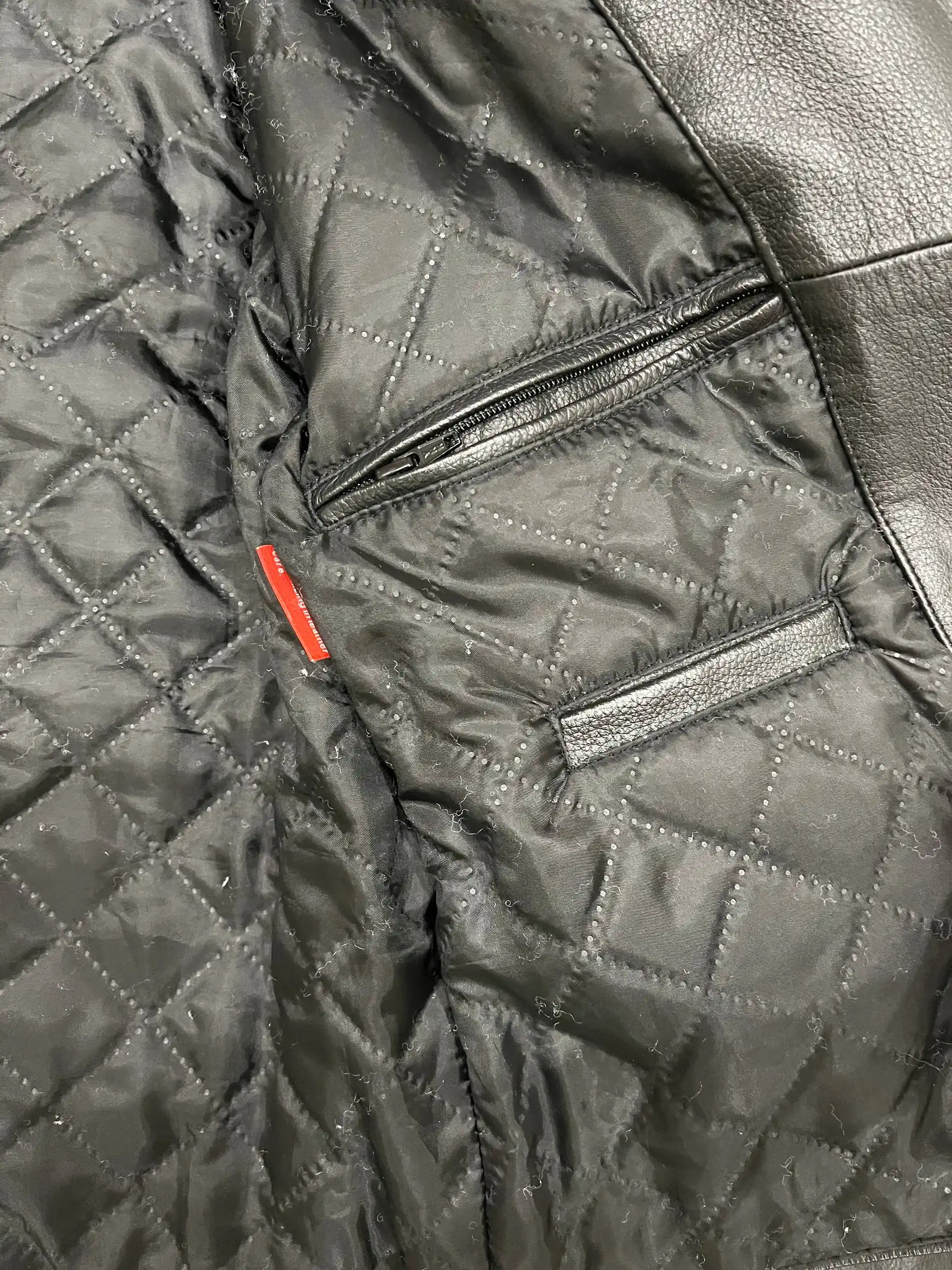 Продажа кожаной куртки First 52 размер