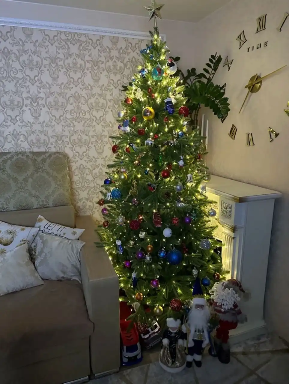 Искусственные ёлки в Чебоксарах