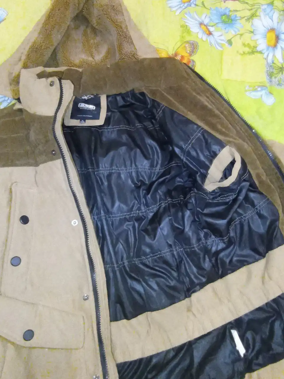 Зимняя мужская куртка новая