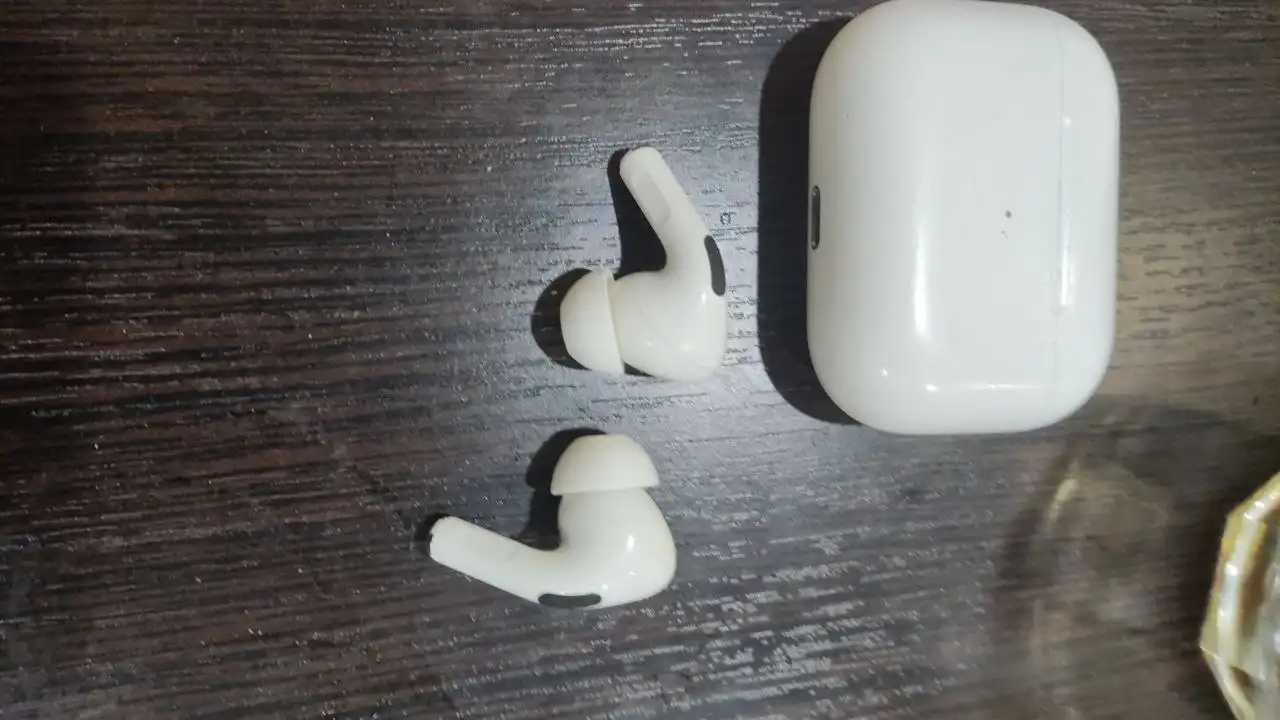 Продам AirPods Pro