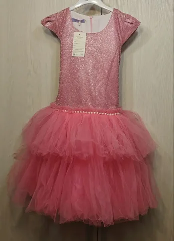 Новое платье на рост 134-140 см - Одежда в Чебоксары