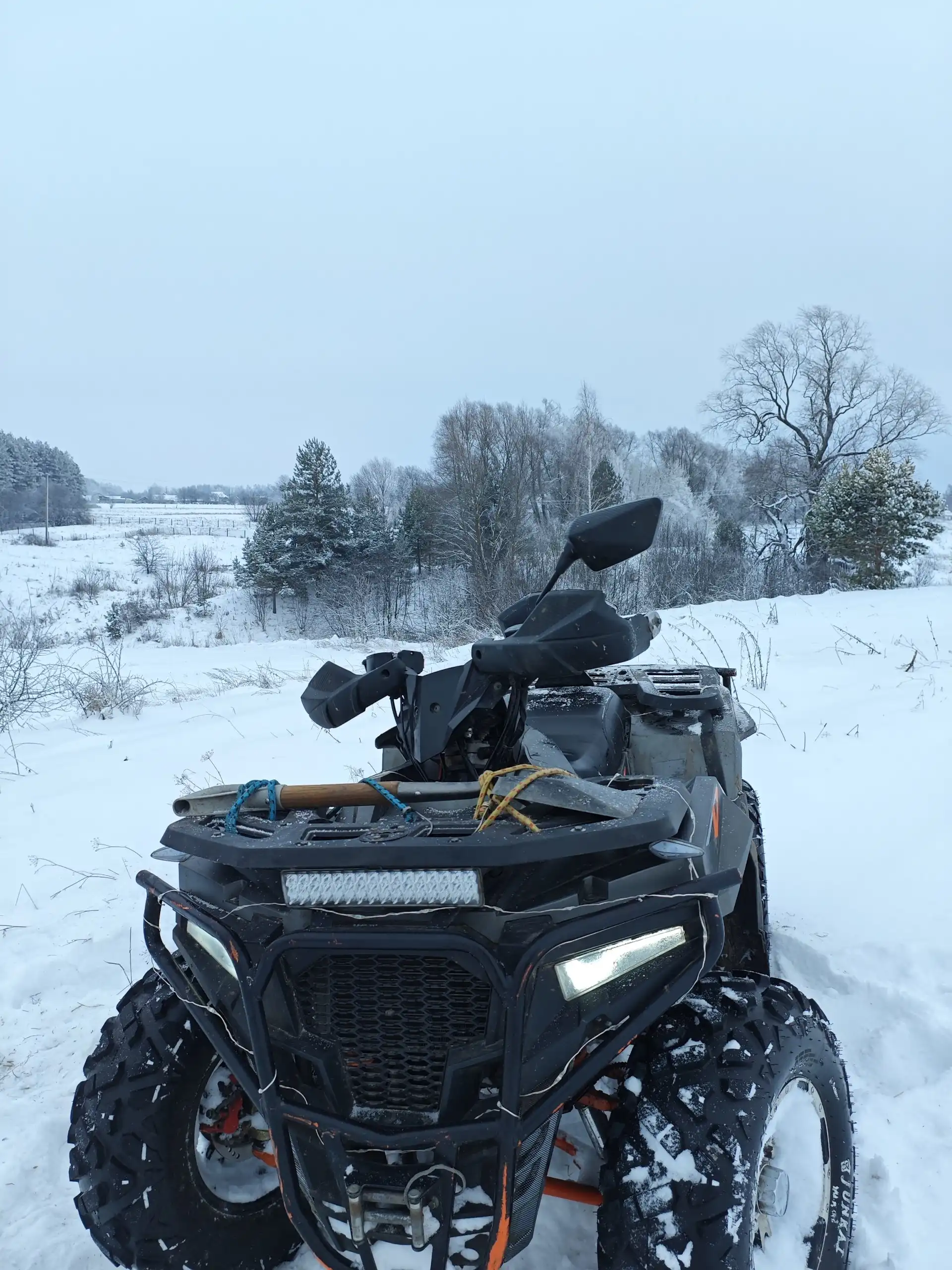 Продажа квадроцикла 300сс практически новый