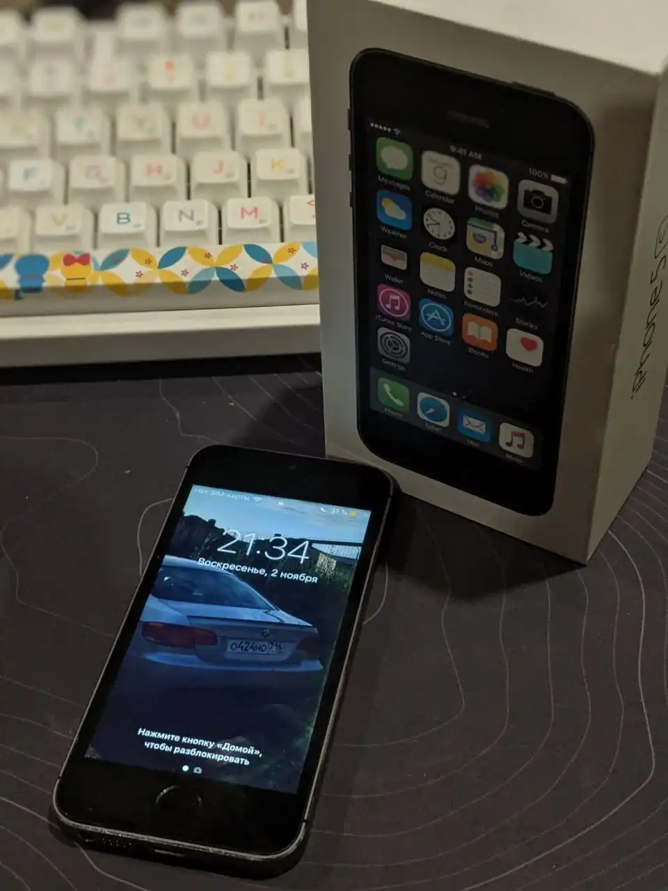 Продам iPhone 5s 16GB полный комплект