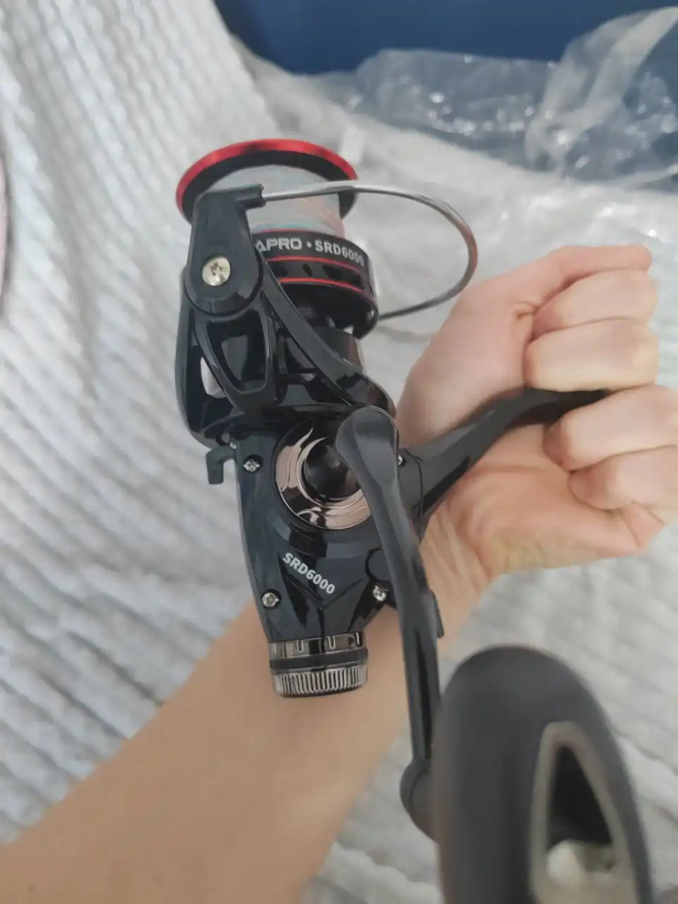 Продам катушку с плетенкой - Рыбалка (Хобби и отдых) в Чебоксары