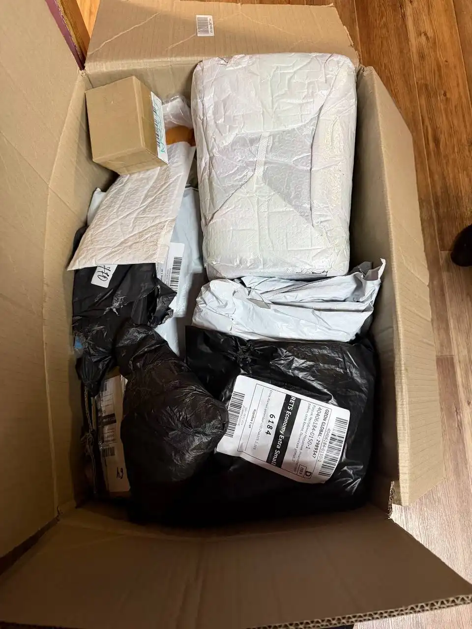 Коробка сюрприз с товарами и одеждой - Барахолка в Чебоксары