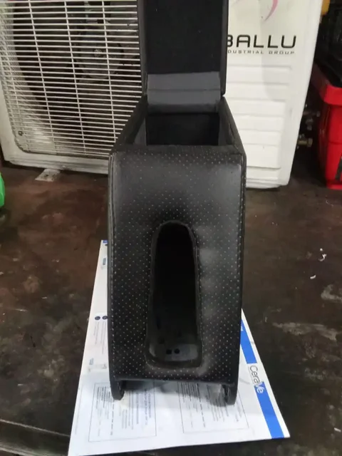 Подлокотники для автомобилей Lada Granta, Hyundai Solaris, Kia Rio - Трансмиссия в Чебоксары