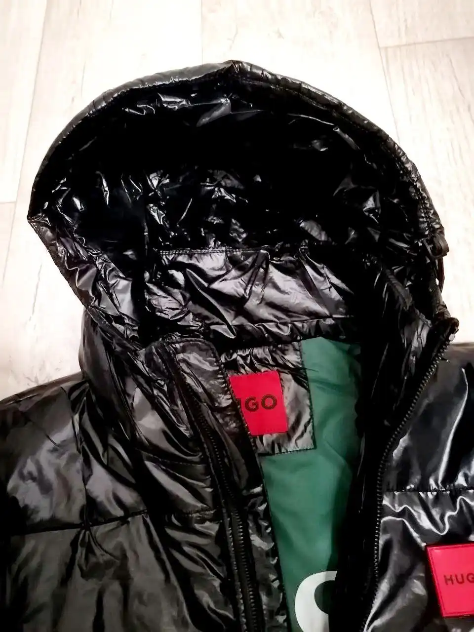 Продажа мужской куртки HUGO - Верхняя одежда (Одежда) в Чебоксары