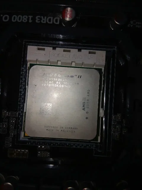 Продажа материнских плат с корпусом в подарок - Компьютерные комплектующие в Чебоксары