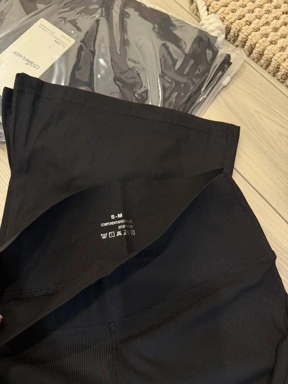 Мужские и женские футболки, носочки, лосины - Мужская и женская одежда (Одежда) в Чебоксары