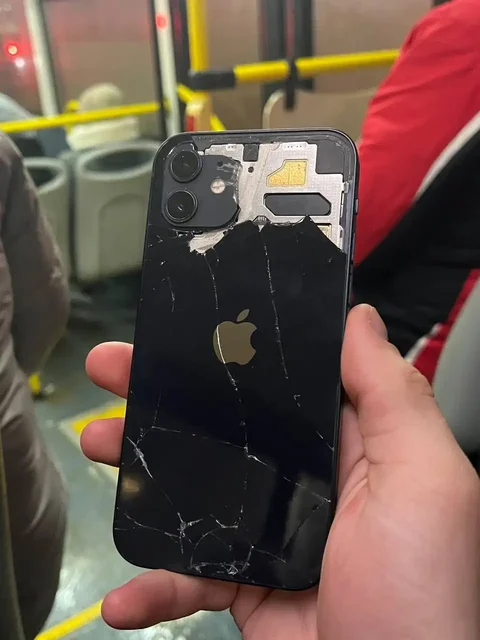 Продам iPhone 12 128 ГБ - Телефоны и аксессуары в Чебоксары