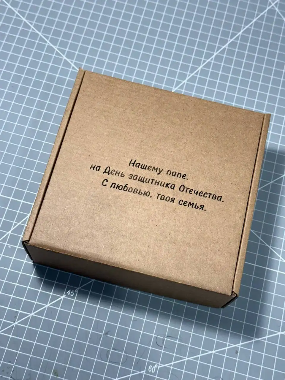 Ремни из натуральной кожи с гравировкой на коробке - Аксессуары (Барахолка) в Чебоксары