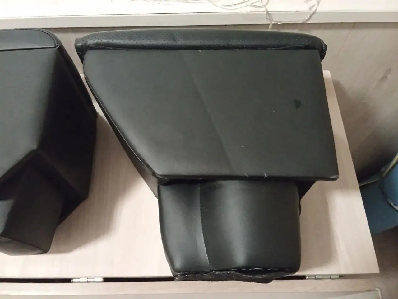 Продажа подлокотников на Лада Гранта, Хундай Солярис и Киа Рио - Автозапчасти для легковых автомобилей (Запчасти) в Чебоксары