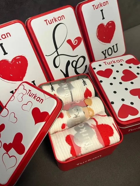 Лосины клеш шоколадный и черный, футболки, носочки - Аксессуары и верхняя одежда в Чебоксары