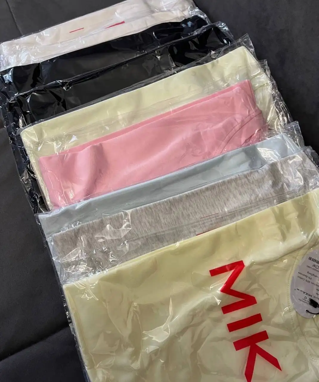 Футболки, носки, лосины, свитшоты и коробочки к 8 марта - Одежда (Барахолка) в Чебоксары