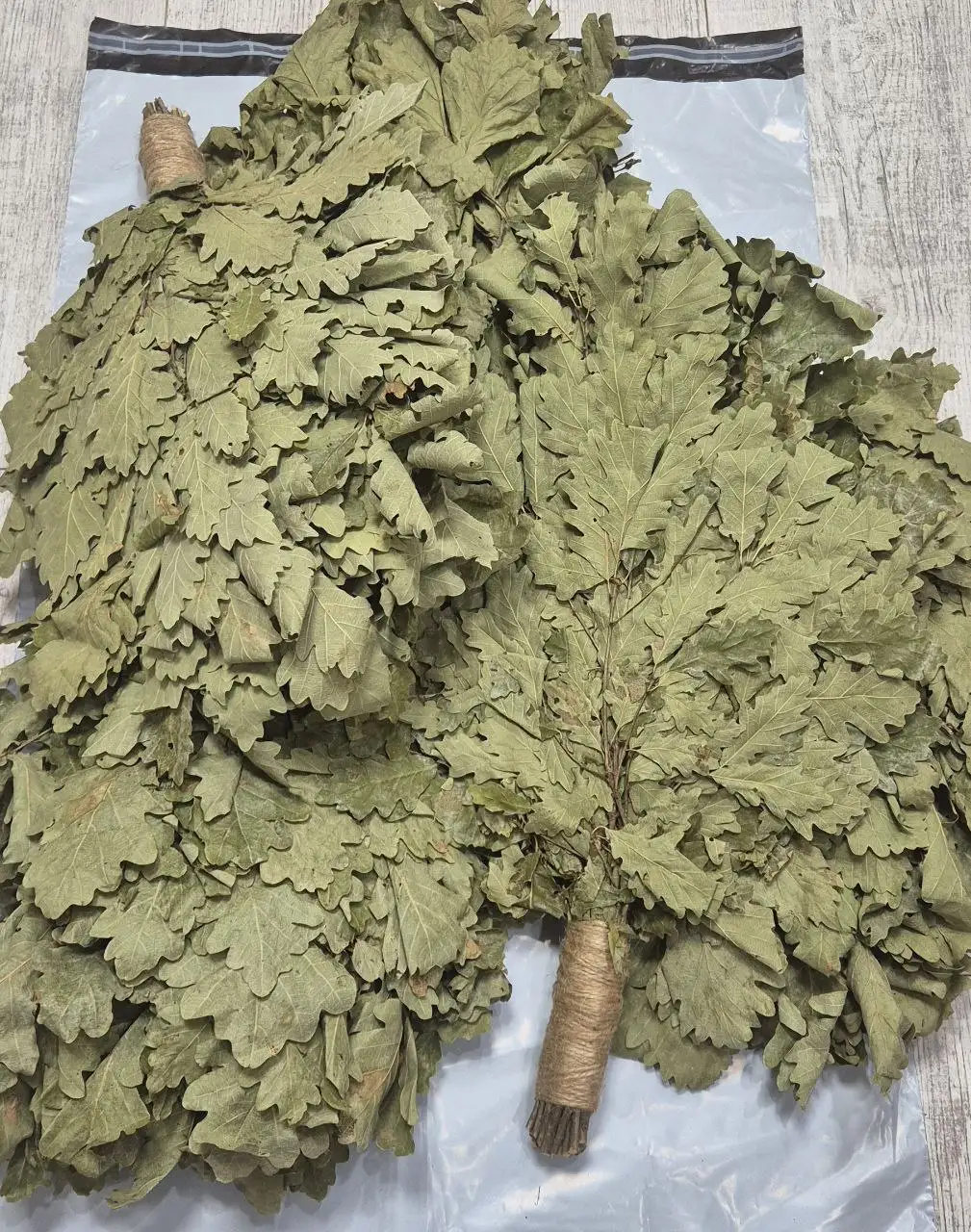 Продажа банных веников из Кавказского Дуба - Банные принадлежности (Хобби и отдых) в Чебоксары