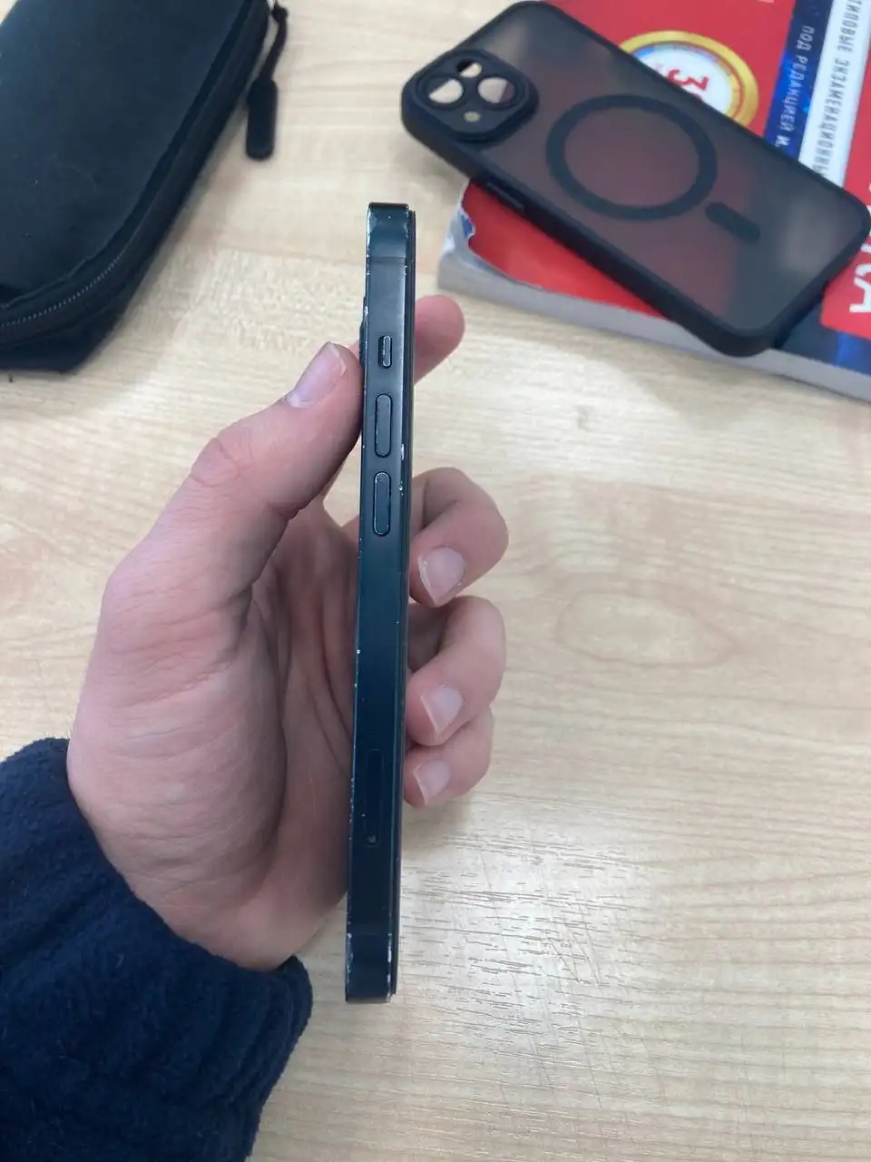 Айфон 13 128 Гб с заменённым дисплеем - Смартфоны (Электроника) в Чебоксары