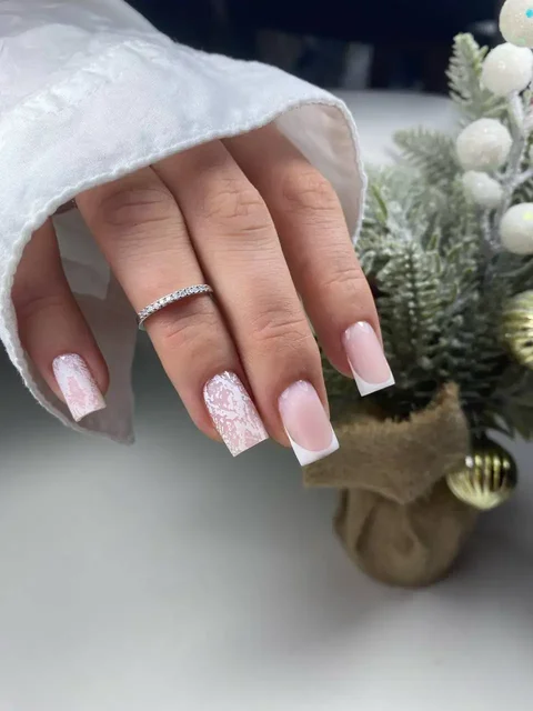 Маникюр и педикюр на Солнечном бульваре - Гаражи в Чебоксары