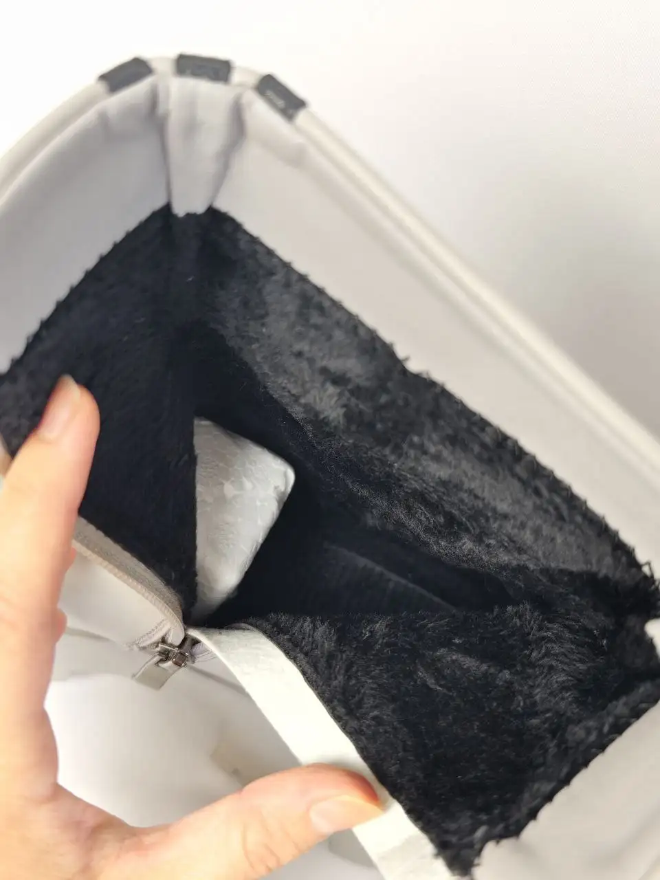 Весенние ботинки новые в коробке - Обувь (Одежда) в Чебоксары